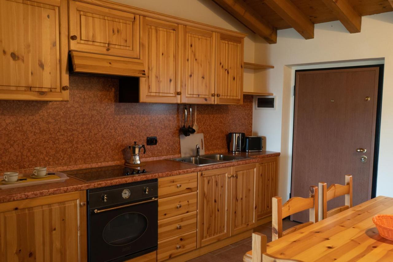 La Fiocchina - Magic Place - Apartments & Studios In Garda Lake - Countryside Farmhouse, Inside The Middle Of The Lake Salò Εξωτερικό φωτογραφία