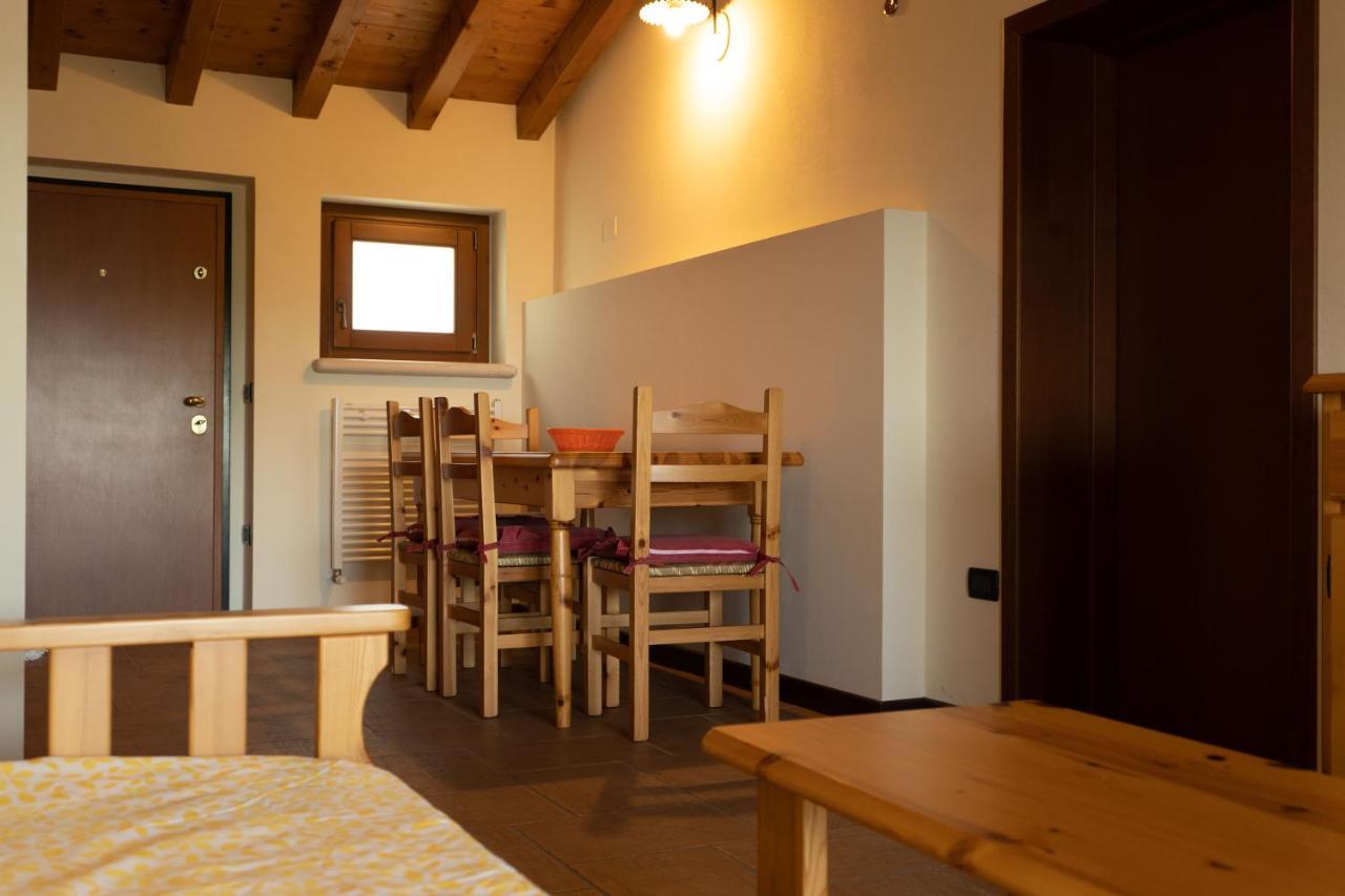 La Fiocchina - Magic Place - Apartments & Studios In Garda Lake - Countryside Farmhouse, Inside The Middle Of The Lake Salò Εξωτερικό φωτογραφία