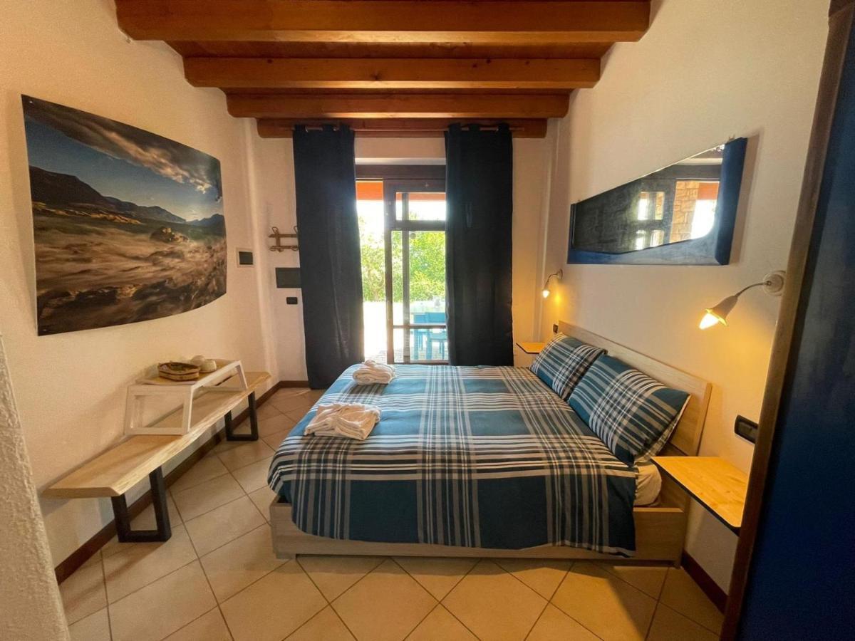 La Fiocchina - Magic Place - Apartments & Studios In Garda Lake - Countryside Farmhouse, Inside The Middle Of The Lake Salò Εξωτερικό φωτογραφία