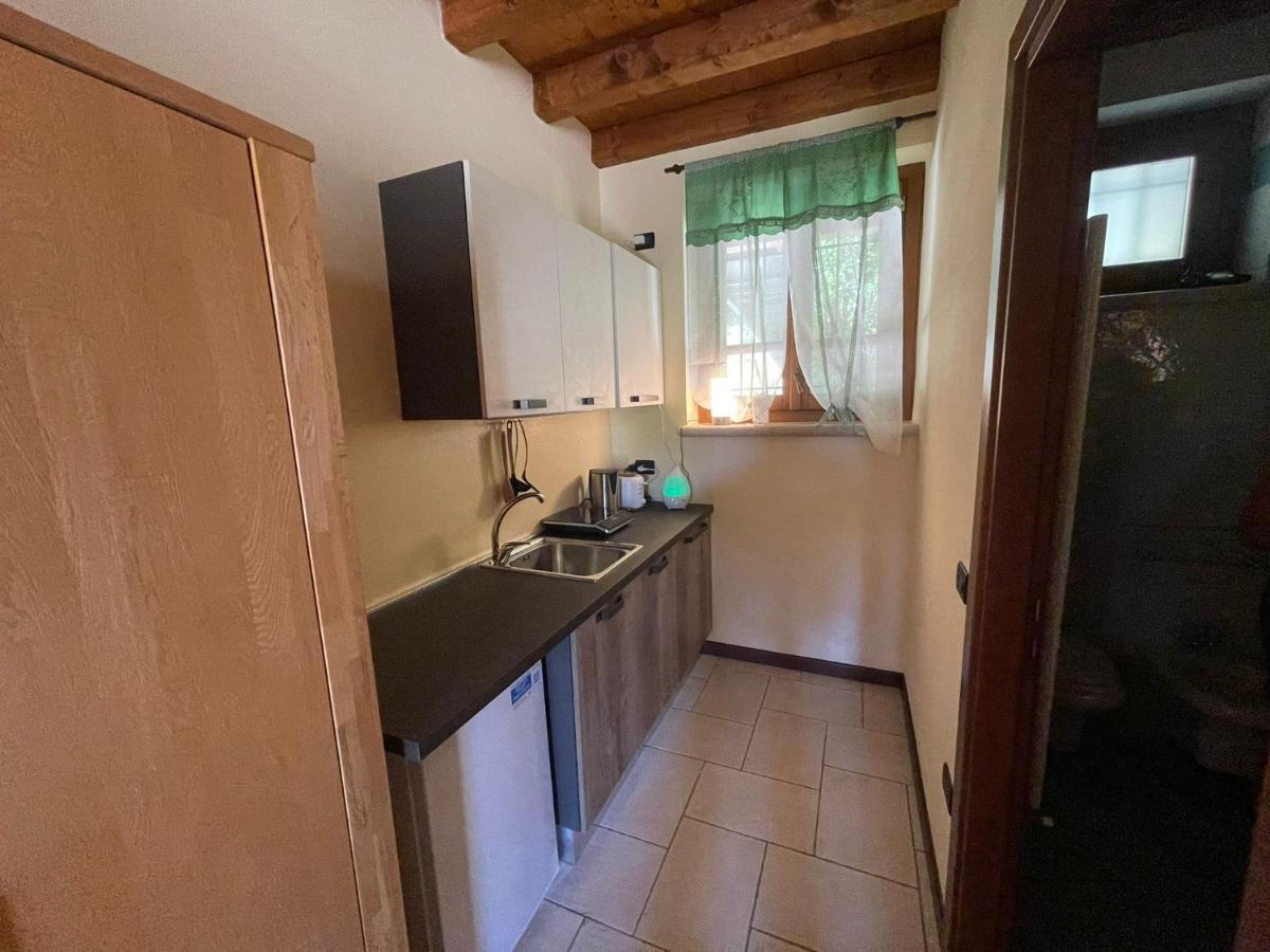 La Fiocchina - Magic Place - Apartments & Studios In Garda Lake - Countryside Farmhouse, Inside The Middle Of The Lake Salò Εξωτερικό φωτογραφία
