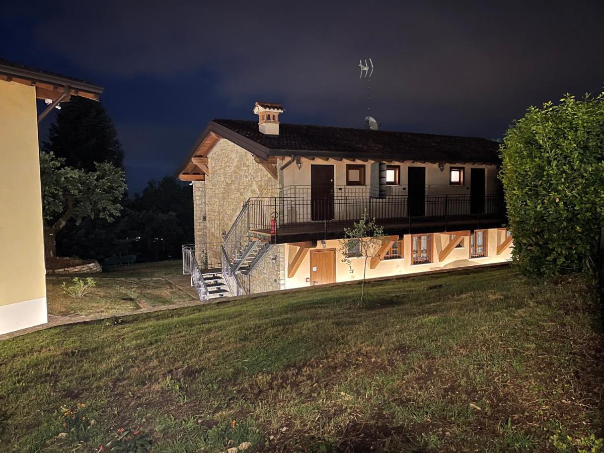 La Fiocchina - Magic Place - Apartments & Studios In Garda Lake - Countryside Farmhouse, Inside The Middle Of The Lake Salò Εξωτερικό φωτογραφία